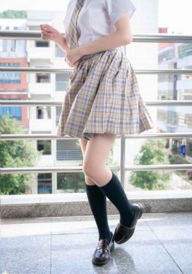 日韩车模美女图片_蓝光在线观看电视