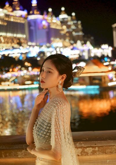 国产剧情私人订制_暖暖免费观看视频